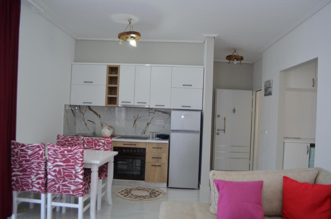 Akil Apartments Саранда Экстерьер фото