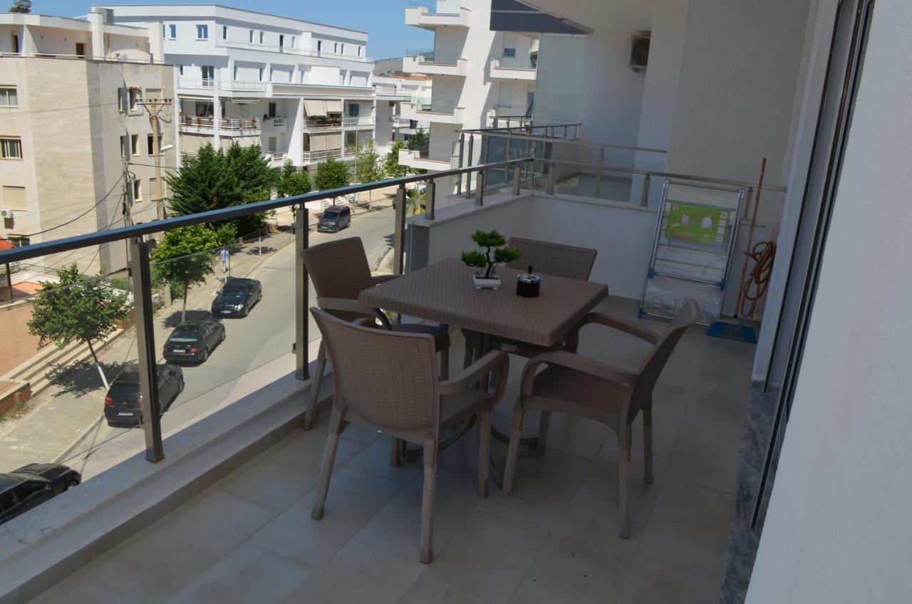 Akil Apartments Саранда Экстерьер фото