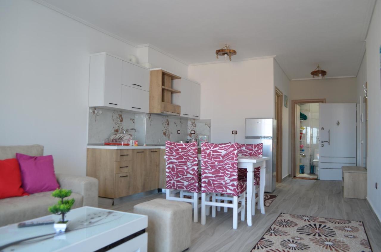 Akil Apartments Саранда Экстерьер фото